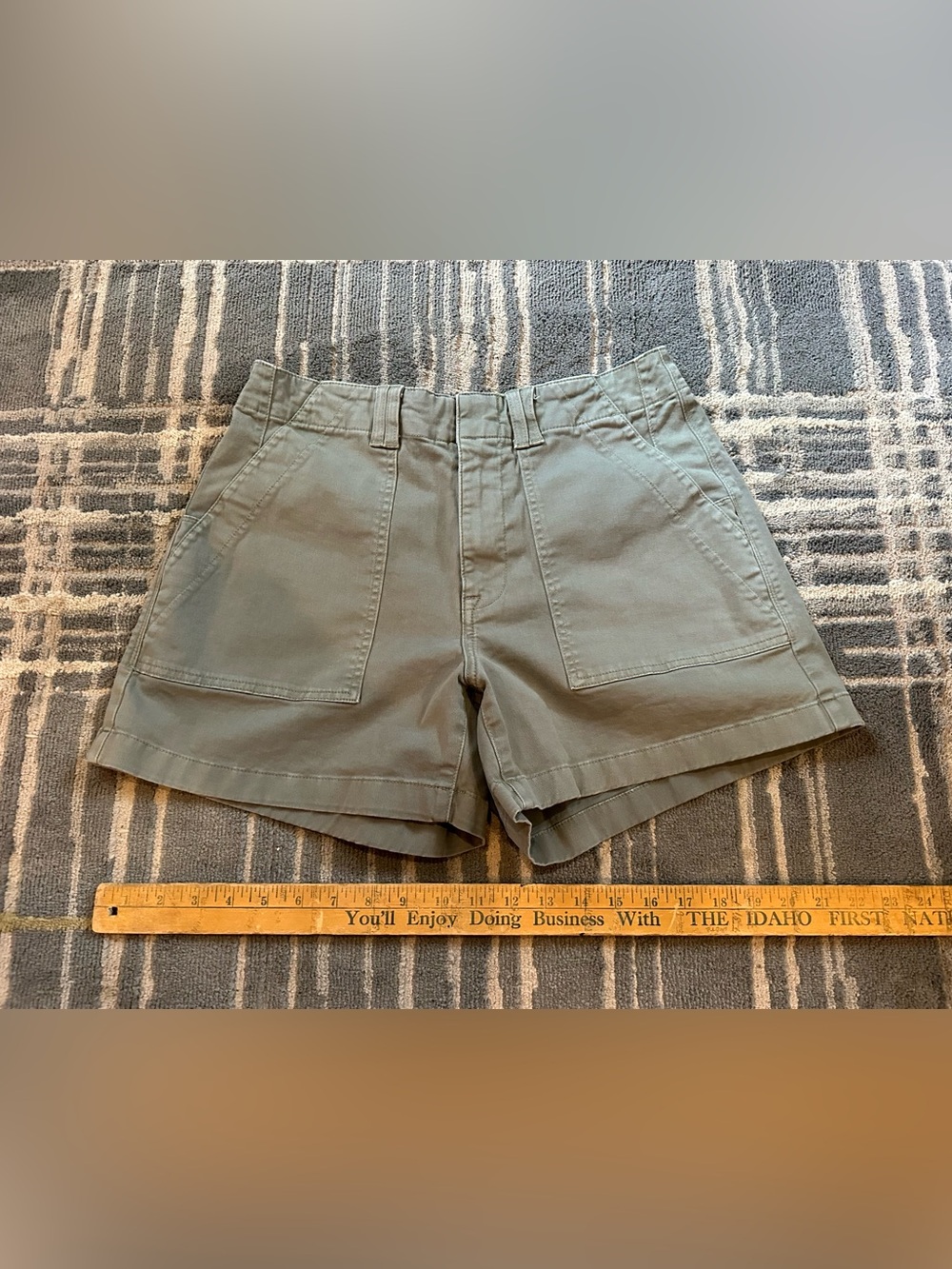 Olive Green Women's Utility Shorts Pistola